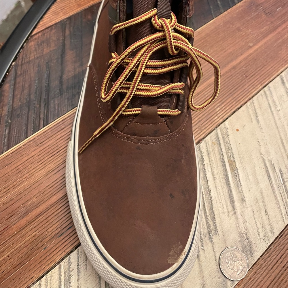 Men Sperry shoes only wore once size 9